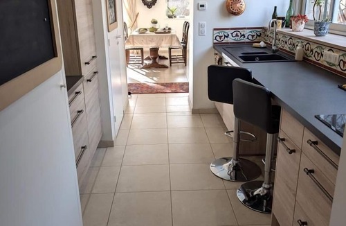 Villie-Morgon House | Les Vignes de Théonie