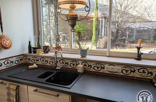 Villie-Morgon House | Les Vignes de Théonie