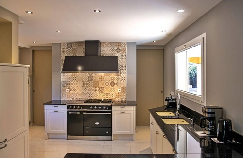 Cannes-et-Clairan House | Les Villas Au Palmier