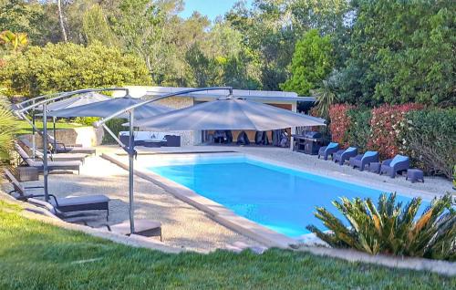 Cannes-et-Clairan House | Les Villas Au Palmier