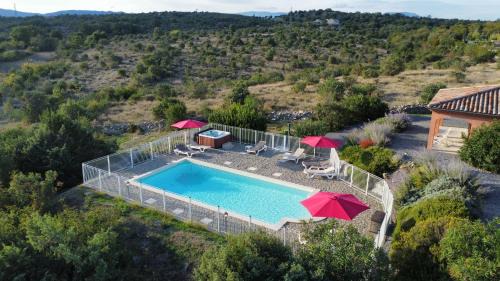 Joyeuse Villa | Les Villas de Perret