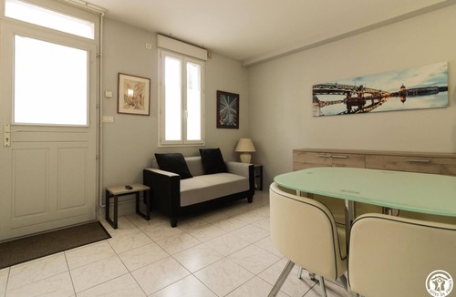 Toulouse North Apartment | Les Violettes - Toulouse