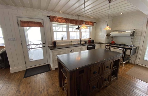 Riviere Du Loup Ski Chalet | Les Voiliers - Water View in Riviere-du-Loup