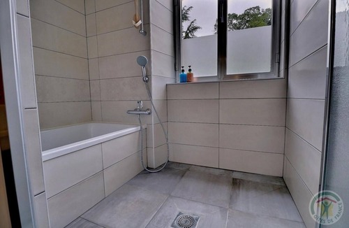 Erce-pres-Liffre Bed & Breakfast | Les Voisins de l'Illet