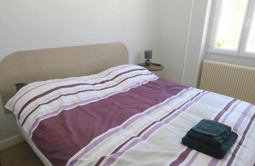 Pierrefitte-sur-Loire House | Les Volets Bleus