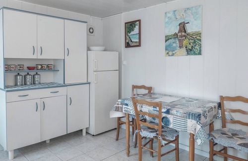 Beaussais-sur-Mer Apartment | Les Volets Bleus" cottage
