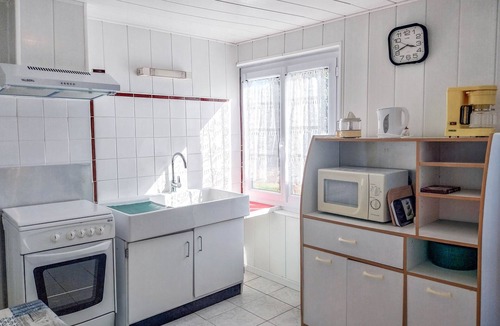 Beaussais-sur-Mer Apartment | Les Volets Bleus" cottage