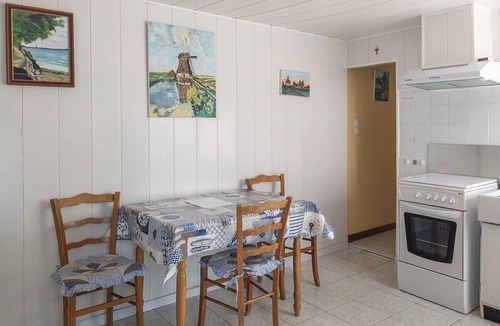 Beaussais-sur-Mer Apartment | Les Volets Bleus" cottage