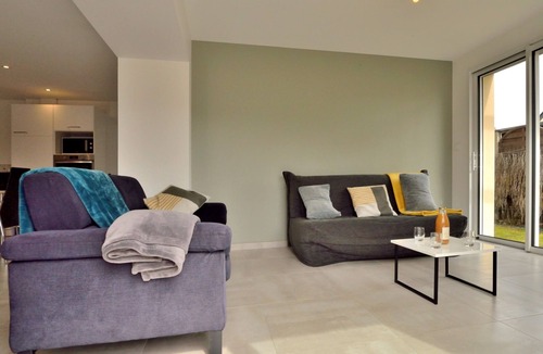 La Turballe House | Les Volets Bleus by Interhome