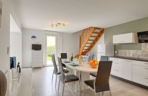 La Turballe House | Les Volets Bleus by Interhome