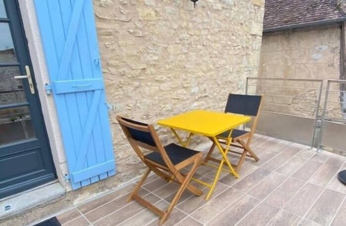 Betaille House | Les volets bleus, cocoon central, 2 chambres, clim