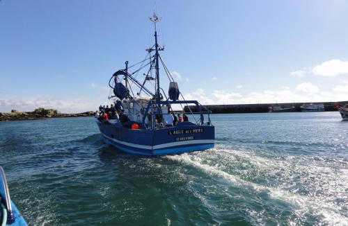 Saint-Guenole Bed & Breakfast | les volets bleus