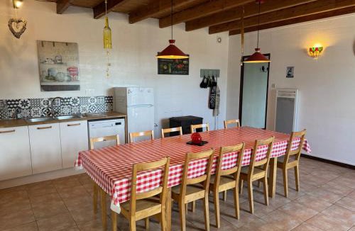 Saint-Macoux House | Les Volets Bleus