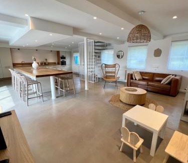 Saint-Venant House | Les volets bleus