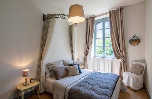 Maillane House | Les volets bleus-Maillane