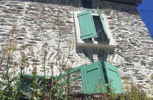 Miraval-Cabardes House | Les Volets Verts