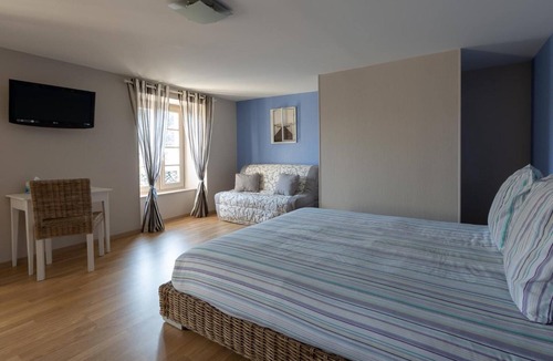 Saint-Martin-la-Meanne House | Les Voyageurs