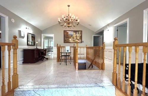 Wasaga Beach House | Leslie