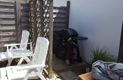Tharon-Plage Apartment | Less than 1 minute's walk to the beach, ideal for a couple with children