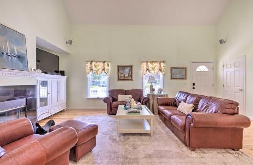 Jamesport House | Less Than 1 Mi to Beach Luxury North Fork Retreat with Deck