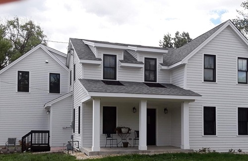 Pleasant Prairie Apartment | LESS THAN 1 MILE OFF FREEWAY