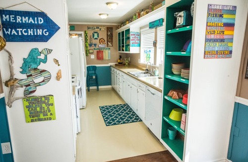 Clifton House | Less than 1 mile from Lake Whitney. Beautiful Large Vacation Retreat