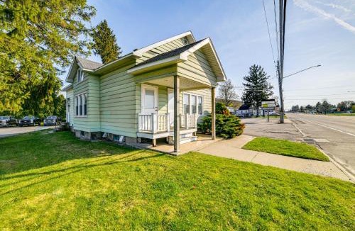 Munsons Corners Apartment | Less Than 2 Mi to SUNY Cortland Unit with Private Parking