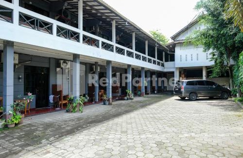 Sari Harjo Hotel | LestInn Homestay Monjali Mitra Reddoorz