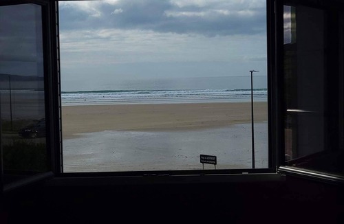 Plomodiern Villa | Lestrevet beach house