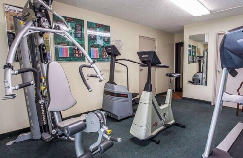 Martha Lake House | Let your trip take flight in Everett, WA !