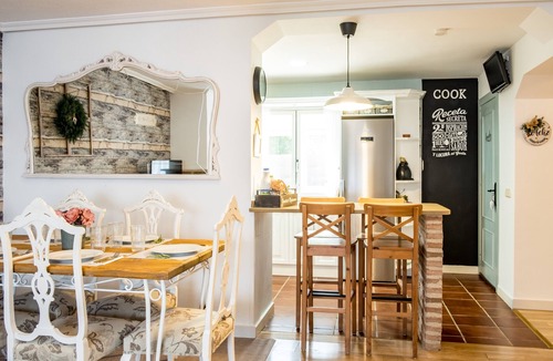 Barco De Avila House | Let Yourself Be Embraced by Tranquility and Savor Life with a Touch of Honey & Cinnamon