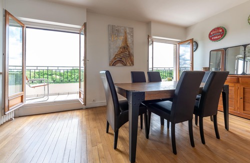 Saint-Mande Apartment | LETANG: 30–60 days ahead? Message host for up to 30% OFF-LETA