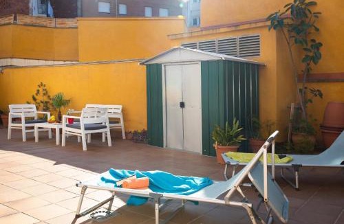 Navas Apartment | Lets Holidays BIG TERRACE APARTMENT IN BARCELONA