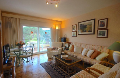 Tossa de Mar Apartment | Lets holidays Les Velas apartment with pool