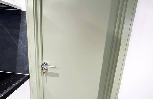 Headstone North Apartment | Letzi private en-suite, Harrow.