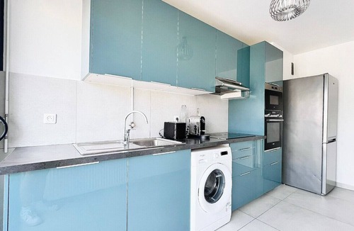 Levallois-Perret Apartment | Levallois - Balcon - 1 chambre