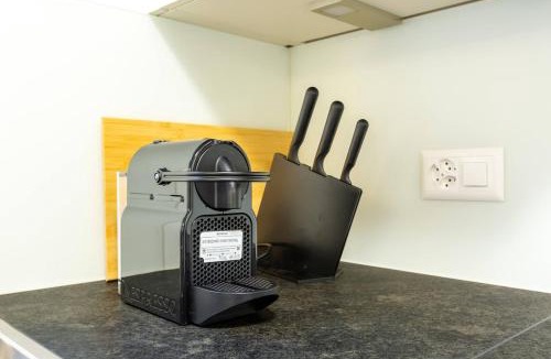 Seebach Apartment | Level Suite - Free Parking