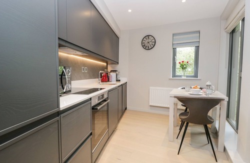 Backbarrow Cottage | LEVEN VIEW, romantic in Newby Bridge