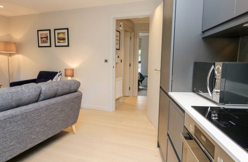 Backbarrow Cottage | LEVEN VIEW, romantic in Newby Bridge