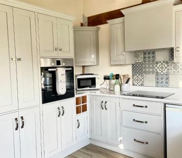 Ludlow House | Leverets - Squirrel Lane Lodges Ludlow