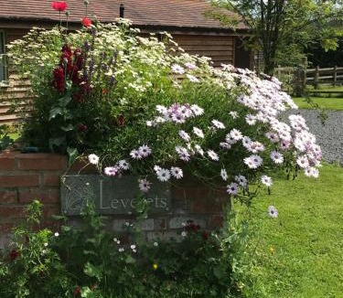 Ludlow House | Leverets - Squirrel Lane Lodges Ludlow