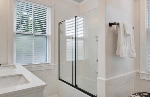 Blairs Bed & Breakfast | Levi Hall Cow Suite