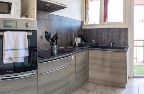 Tarbes Apartment | Levoltaire-2 Chambres Hypercentre Parking-wifi