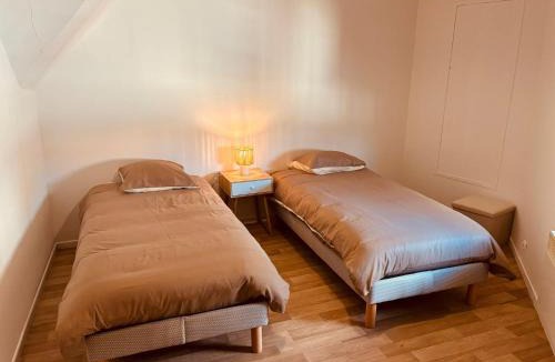 Levroux House | Levroux - maison 4-6 pers - cour privee