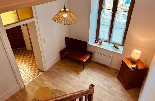 Levroux House | Levroux - maison 4-6 pers - cour privee