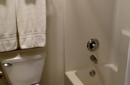 Woodland Hotel | Lewis River Inn