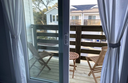 Corolla Light Condo | Lewis Villa - Beach Living in Corolla's Heart