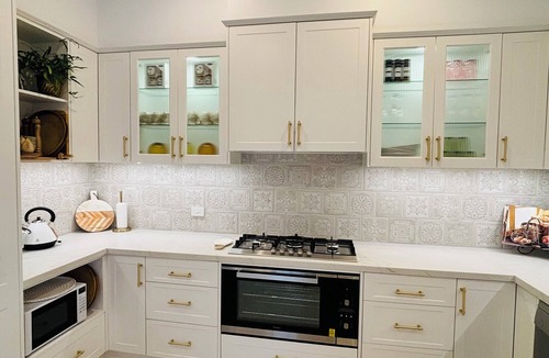 Bathurst House | Lexden on Brilliant St Bathurst