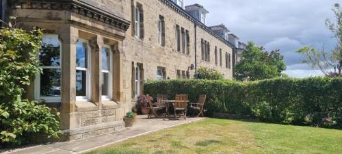 Leyburn House | Leyburn Lodge By Birch Stays