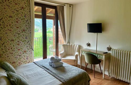 Fiscal Hotel | Leyendas Del Pirineo